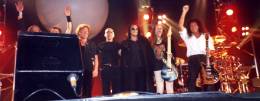 Concert photo: Brian May live at the Wembley Arena, London, UK (with Joe Satriani, Michael Schenker and Uli Jon Roth) [19.05.1998]