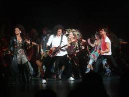 Concert photo: Brian May live at the Dominion Theatre, London, UK (WWRY musical) [18.05.2009]