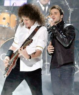 Concert photo: Queen + Adam Lambert live at the Nokia Theatre, Los Angeles, CA, USA (American Idol finale (season 8)) [20.05.2009]