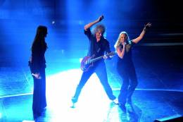 Concert photo: Brian May live at the Teatro Ariston, San Remo, Italy (Sanremo festival) [16.02.2012]