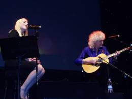 Concert photo: Brian May live at the The Assembly, Leamington Spa, UK [06.11.2012]