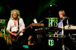 Concert photo: Brian May live at the Magma Arts & Congress Hall, Costa Adeje, Tenerife, Spain (Starmus festival with Rick Wakeman) [26.09.2014]
