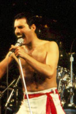 Concert photo: Queen live at the Oakland Coliseum Arena, Oakland, CA, USA [07.09.1982]