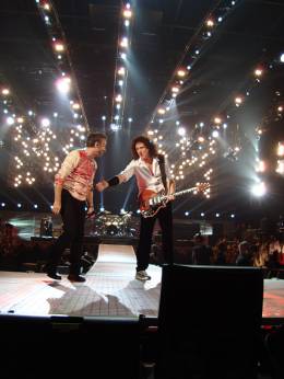 Concert photo: Queen + Paul Rodgers live at the Arena, Riga, Latvia [19.09.2008]