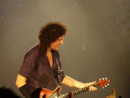 Concert photo: Queen + Paul Rodgers live at the Arena, Cardiff, UK [14.10.2008]