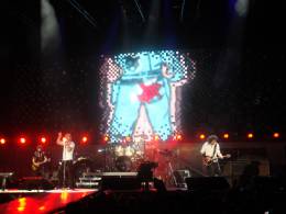 Concert photo: Queen + Paul Rodgers live at the Palacio De Deportes, Madrid, Spain [25.10.2008]