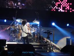 Concert photo: Queen + Paul Rodgers live at the Wembley Arena, London, UK [08.11.2008]