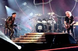 Concert photo: Queen + Adam Lambert live at the Forum, Inglewood, CA, USA [03.07.2014]