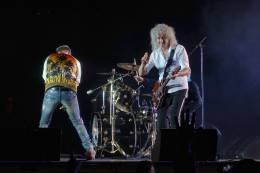 Concert photo: Queen + Adam Lambert live at the Steel City Festival, Linz, Austria [25.05.2016]