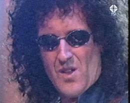 Guest appearance: Brian May live at the Auditorium Stravinski, Montreux, Switzerland (with Zucchero)