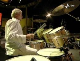 Guest appearance: Brian May + Roger Taylor live at the Parco Novi Sad, Modena, Italy (Pavarotti & Friends)