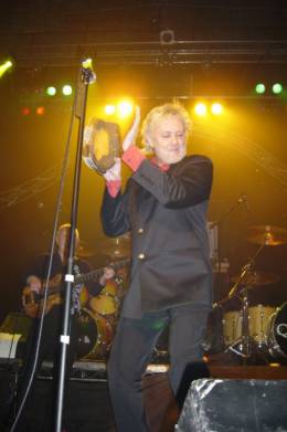 Guest appearance: Roger Taylor live at the Clapham Grand, London, UK (Rainbow Trust charity gig with SAS Band)