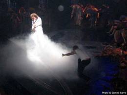 Concert photo: Brian May live at the Dominion Theatre, London, UK (WWRY musical) [11.05.2006]