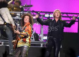 Concert photo: Brian May live at the Mandalay Bay Events Center, Las Vegas, NV, USA (VH1 Rock Honors) [25.05.2006]