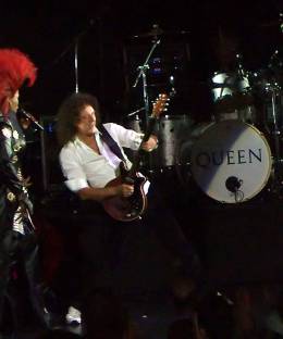 Concert photo: Brian May + Roger Taylor live at the Canon Theatre, Toronto, Canada (WWRY musical + Canadian Idol) [01.08.2007]