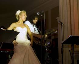 Guest appearance: Brian May live at the Luton Hoo, Luton, UK (Mazz Murray's wedding)