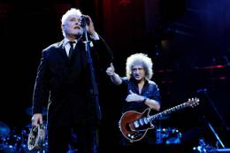 Concert photo: Brian May + Roger Taylor live at the Royal Albert Hall, London, UK (Princes Trust Rock Gala) [17.11.2010]