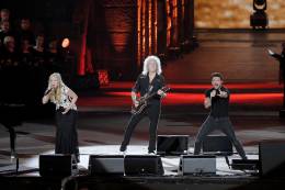 Guest appearance: Brian May live at the Arena di Verona, Verona, Italy (Arena di Verona - Lo Spettacolo Sta Per Iniziare)