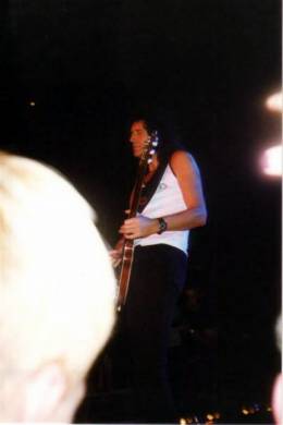 Concert photo: Brian May live at the Royal Albert Hall, London, UK [25.10.1998]