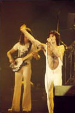 Concert photo: Queen live at the Sports Arena, San Diego, CA, USA [05.03.1977]