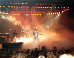 Concert photo: Queen live at the Falkoner Theatre, Copenhagen, Denmark [13.04.1978]
