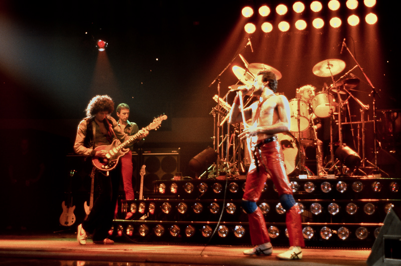 the blank tour queen 1980