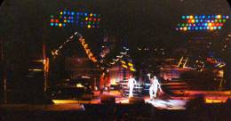 Concert photo: Queen live at the Amphitheatre, Frejus, France [30.07.1986]