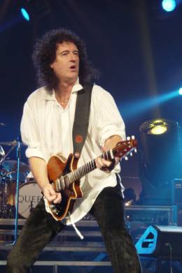 Concert photo: Queen + Paul Rodgers live at the Palau Sant Jordi, Barcelona, Spain [02.04.2005]