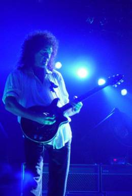Concert photo: Queen + Paul Rodgers live at the Arena, Leipzig, Germany [17.04.2005]