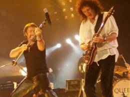Concert photo: Queen + Paul Rodgers live at the Ahoy Hall, Rotterdam, The Netherlands [26.04.2005]