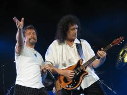 Concert photo: Queen + Paul Rodgers live at the Globen, Stockholm, Sweden [30.04.2005]