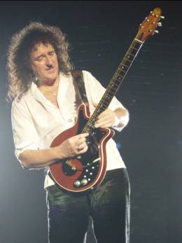 Concert photo: Queen + Paul Rodgers live at the Metro Radio Arena, Newcastle, UK [03.05.2005]