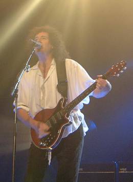 Concert photo: Queen + Paul Rodgers live at the NEC Arena, Birmingham, UK [06.05.2005]