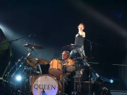 Concert photo: Queen + Paul Rodgers live at the International, Cardiff, UK [07.05.2005]