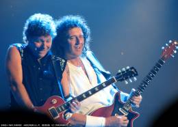 Concert photo: Queen + Paul Rodgers live at the Veterans Memorial Arena, Jacksonville, FL, USA [05.03.2006]