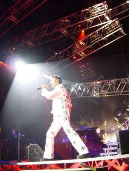 Concert photo: Queen + Paul Rodgers live at the Rose Garden, Portland, OR, USA [11.04.2006]