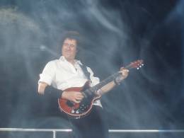 Concert photo: Queen + Paul Rodgers live at the Olympic Sports Complex, Moscow, Russia [16.09.2008]