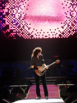 Concert photo: Queen + Paul Rodgers live at the Bercy, Paris, France [24.09.2008]