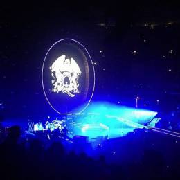 Concert photo: Queen + Adam Lambert live at the United Center, Chicago, IL, USA [19.06.2014]