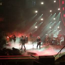 Concert photo: Queen + Adam Lambert live at the SAP Center, San Jose, CA, USA [01.07.2014]