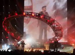 Concert photo: Queen + Adam Lambert live at the IZOD Center, East Rutherford, NJ, USA [23.07.2014]