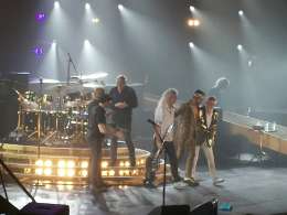 Concert photo: Queen + Adam Lambert live at the Le Zenith, Paris, France [26.01.2015]