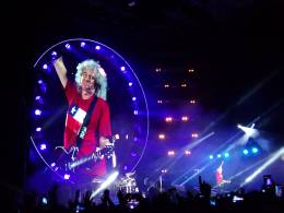 Concert photo: Queen + Adam Lambert live at the Pista Atletica, Estadio Nacional, Santiago De Chile, Chile [30.09.2015]