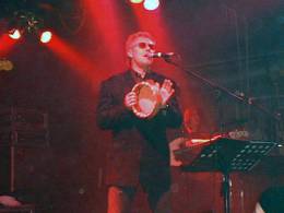 Concert photo: Roger Taylor live at the Liverpool L2, Liverpool, UK [27.03.1999]